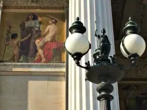 Vienna Walking Tours: Austrian Parliament
