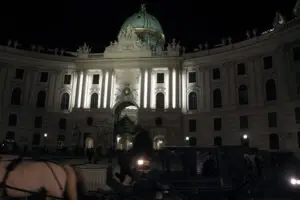 Vienna by night: Hofburg