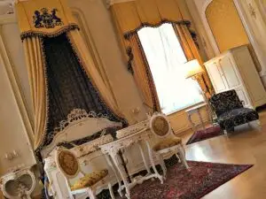 bed at Imperial's Prince's Suite