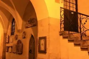 Vienna by night: Minoriten church