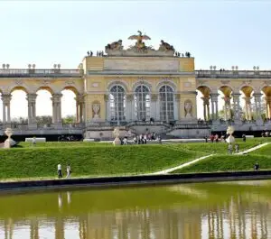 Schonbrunn Palace: Gloriette