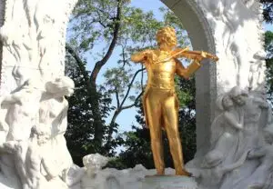 Johann Strauss statue in Stadtpark