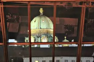 Vienna Ball: attic foyer, Hofburg