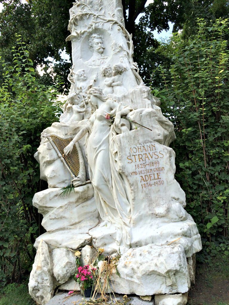 Strauss grave, Vienna Central Cemetery