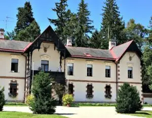 gardens of Empress Sissi's Hermes Villa