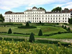 Augarten: school of Vienna Boys Choir