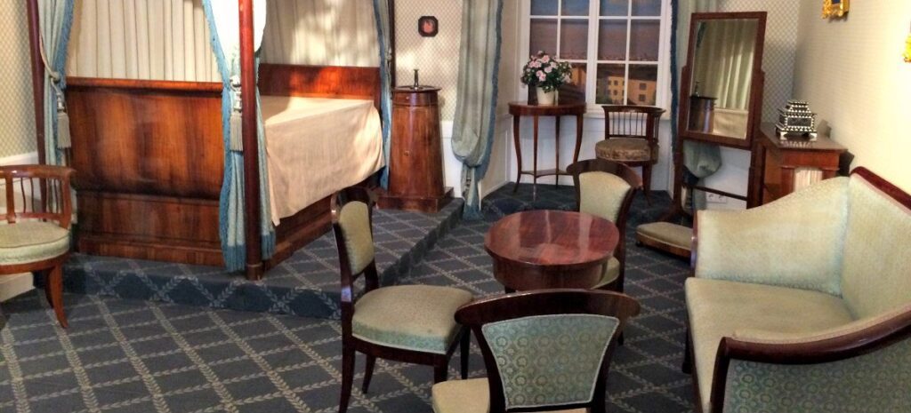 Hapsburgs Museum of Furniture: Biedermeier room