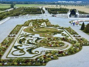 Schloss Hof, baroque flower bed
