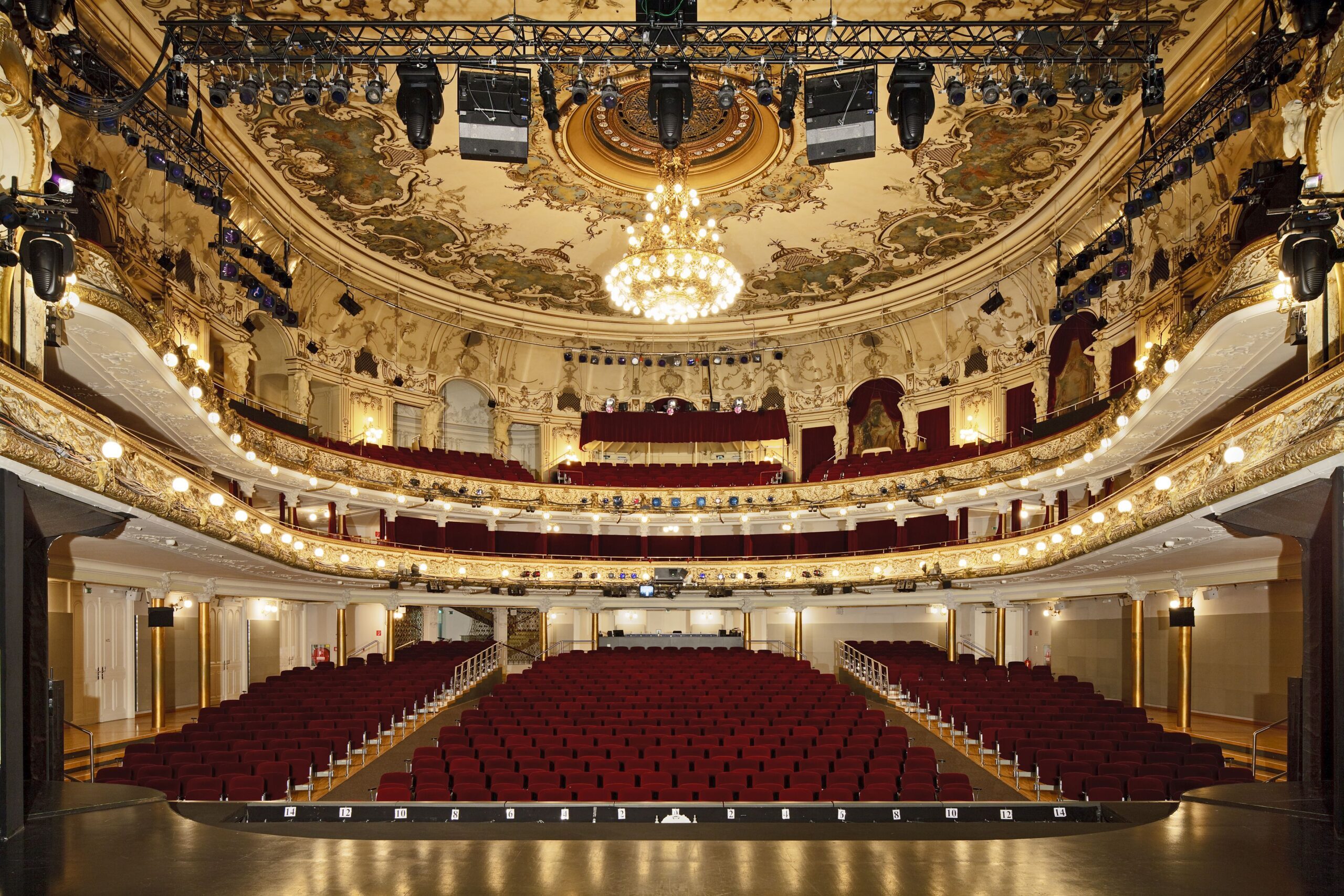 Ronacher musical theater, Vienna